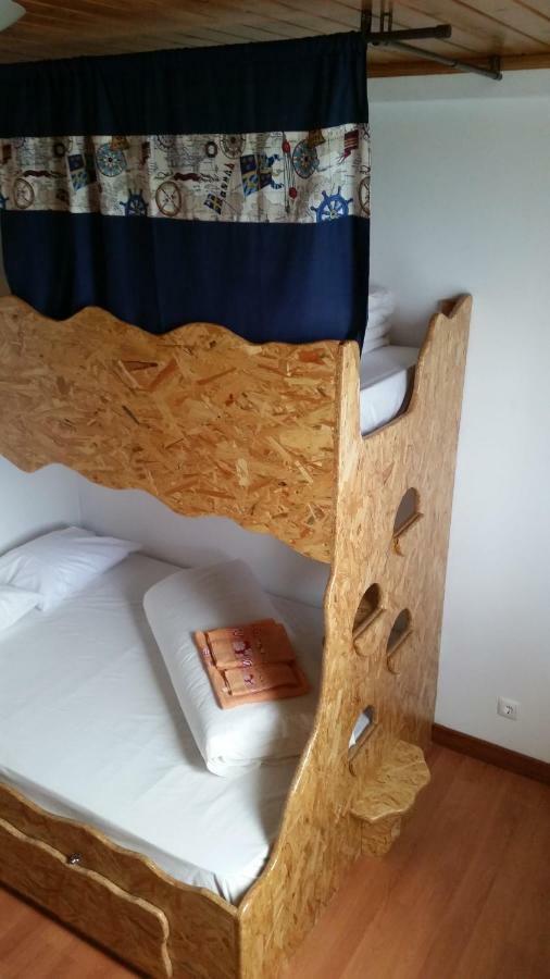 Guest House Host O Morro Castelo Branco  Екстер'єр фото